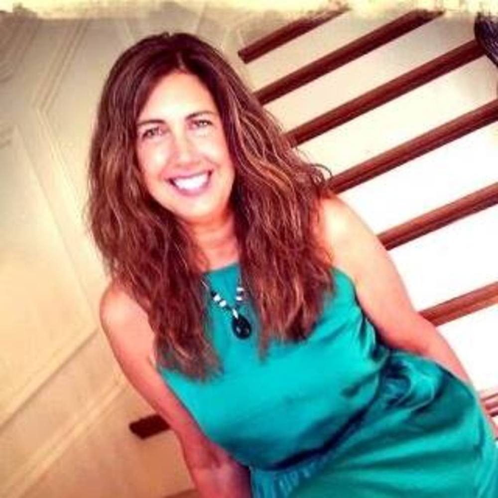 Meet your Posher, Lorraine